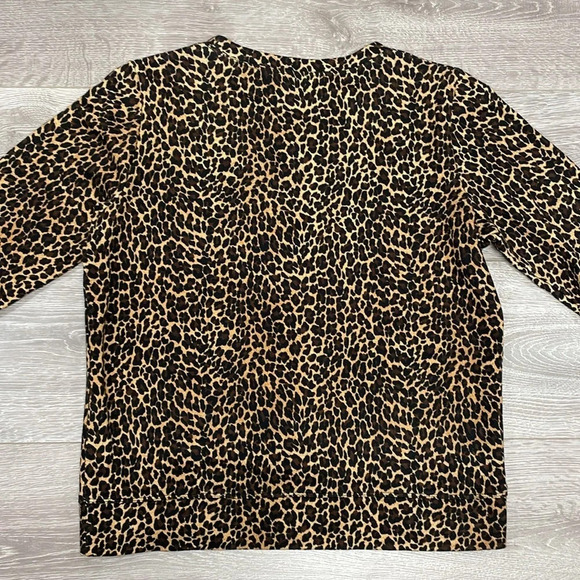NWOT J. Crew Leopard Print Crewneck Raglan Sleeve Sweatshirt XS - Picture 13 of 15